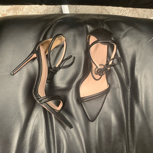 Women’s Pointed Toe Strappy Sandal Heel Black Faux Leather - Picture 5 of 14